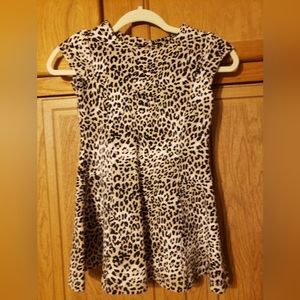 Girls size 7 Gymboree dress. NWOT.